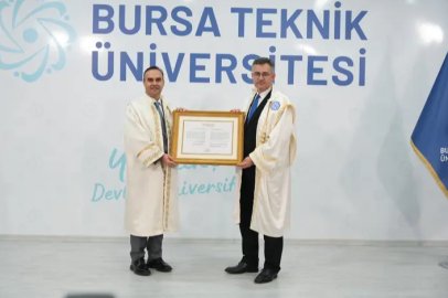 BTÜ’den Bakan Kacır’a fahri doktora ünvanı