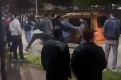Bursa'da tekmeler havada uçuştu