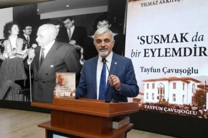 Bursa basınının usta kalemi Yılmaz Akkılıç kitaba taşındı