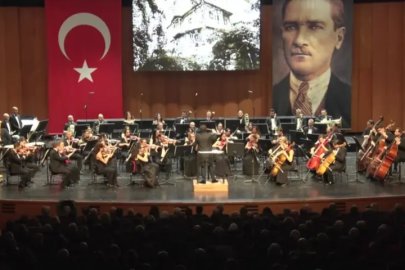 Bursa’da Cumhuriyet coşkusu senfonik ezgilerle yükseldi
