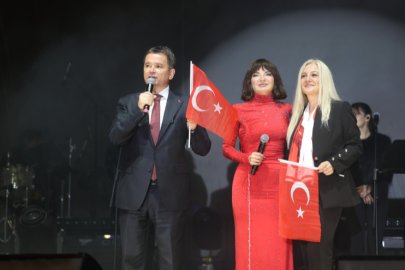 Osmangazi'de Cumhuriyet coşkusu Göksel'le doruğa çıktı