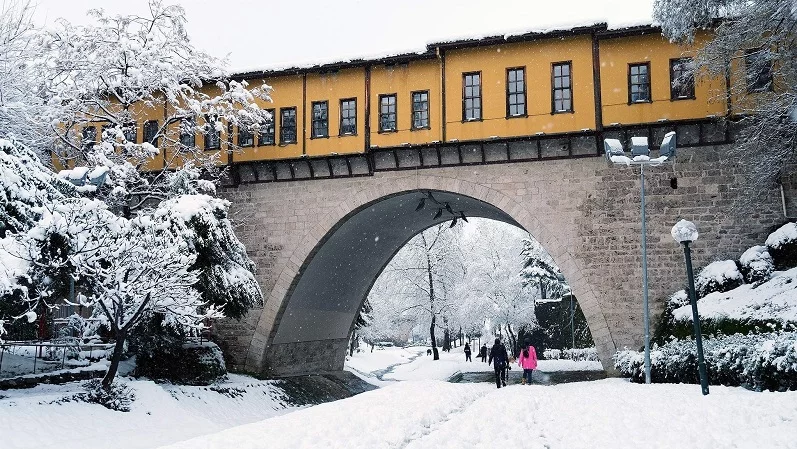 Bursa’ya kar geri geliyor