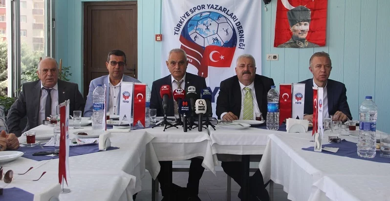 Bursaspor Eski Başkanı Recep Günay, Divan Başkanlığı’na aday oldu