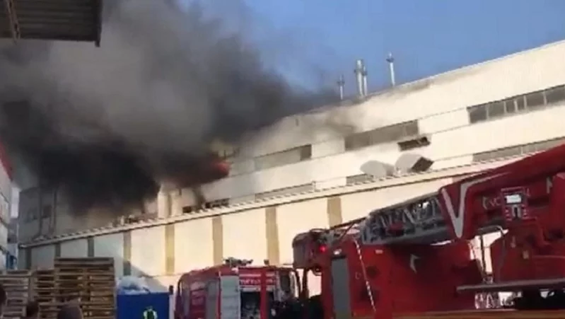Bursa’da Organize Sanayi Bölgesi’nde fabrika yangını
