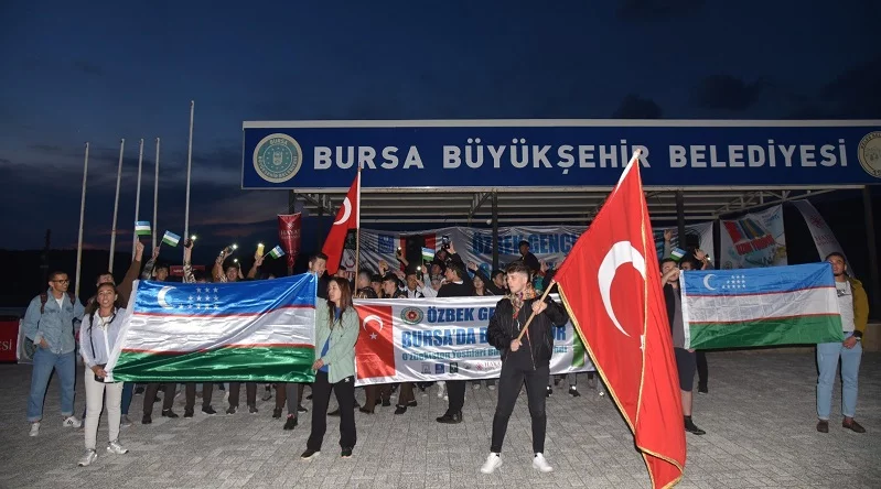 Özbek öğrenciler Bursa’da buluştu