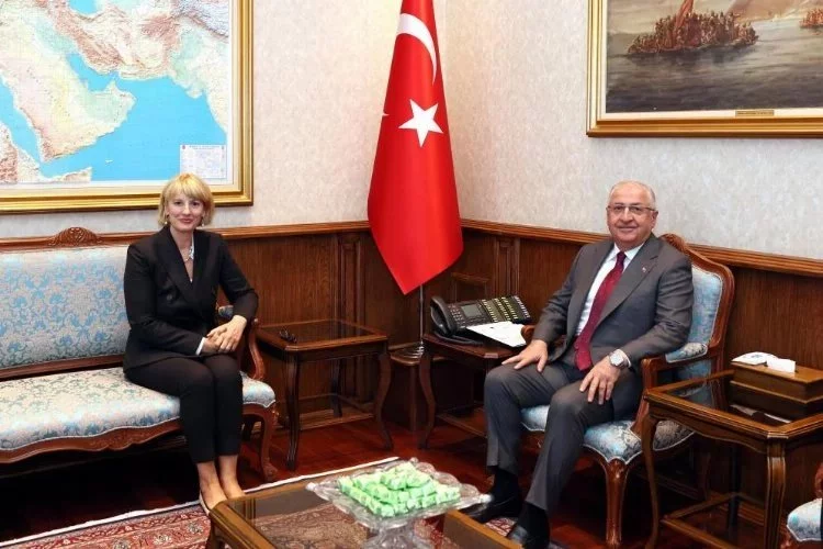 Bakan Güler İngiltere'nin Ankara Büyükelçisi Morris'i kabul etti