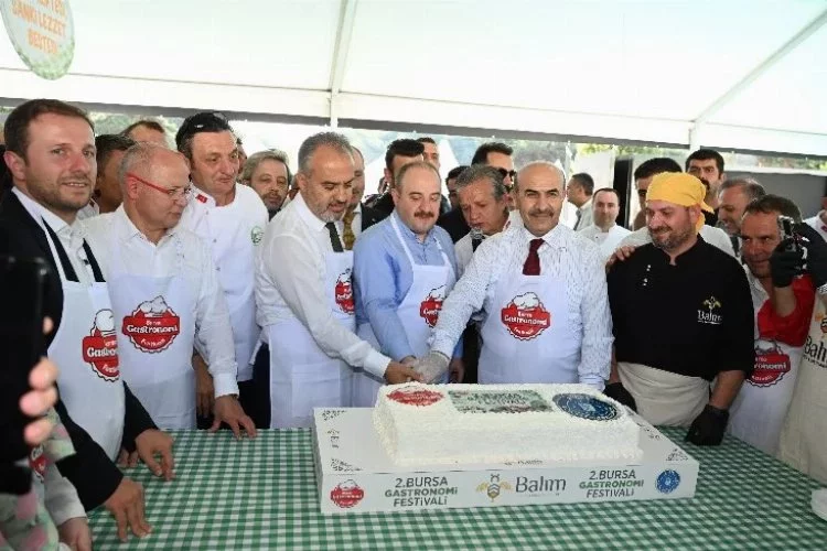 Bursa'da lezzet şölenine 3 günde 500 bin ziyaretçi...