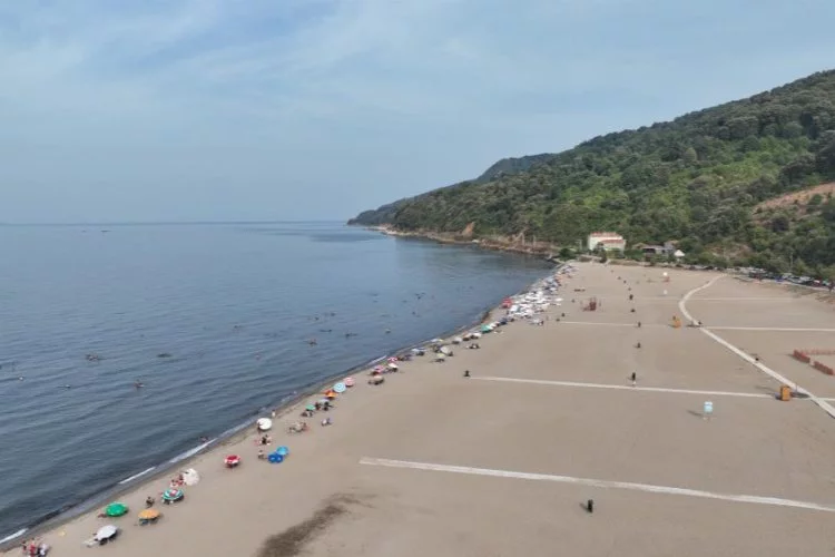 Bursa’nın son ‘Mavi Bayrak’lı plajı ilgi görüyor