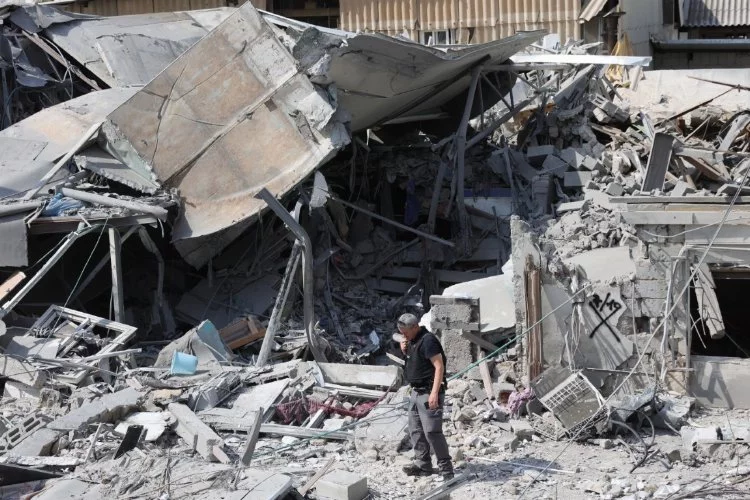 Gazze'de can kaybı 27 bini aştı