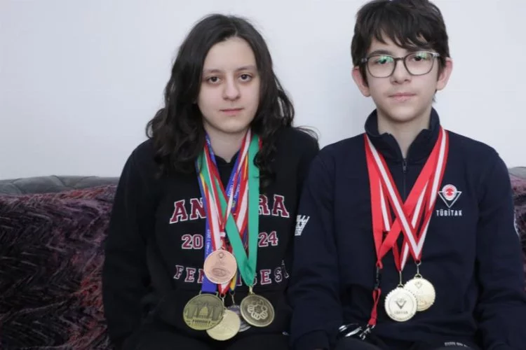 İki kardeşin matematik başarısı, Avrupa Olimpiyatlarında madalya kazandırdı