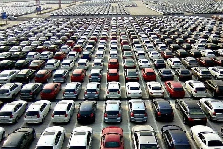 Otomobil satışları Ocak ayında yüzde 71,7 arttı