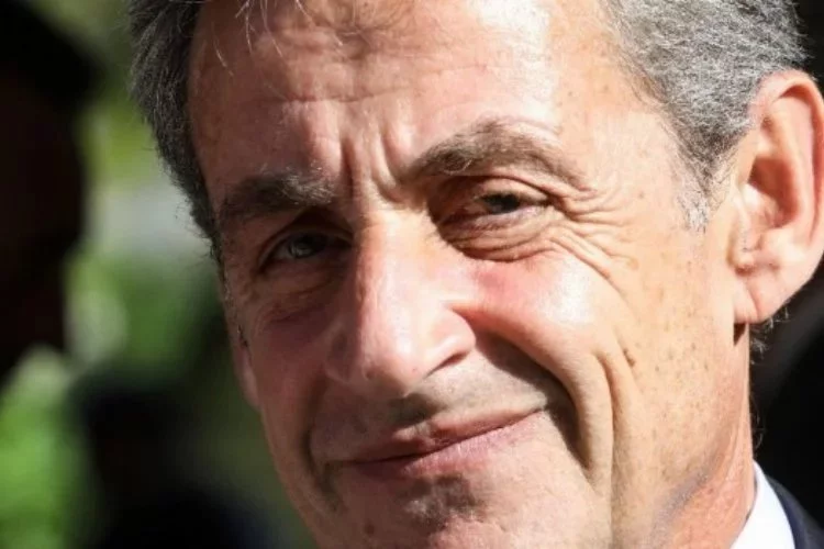 Paris Temyiz Mahkemesinden Sarkozy’e elektronik kelepçe kararı