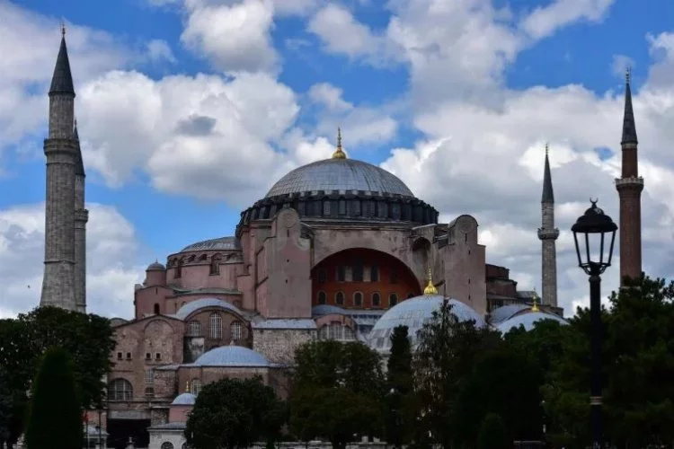 Türkiye'de en çok ziyaret edilen 10 camii